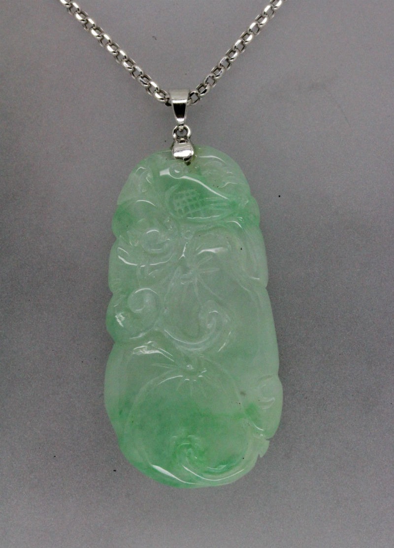 We sell Type A Jadeite jade pendant Singapore 天然翡翠（A货）