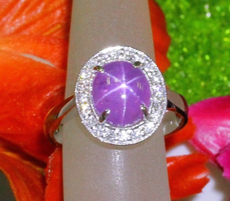 GIA 6.33 ct. Purple-Pink Star Sapphire Ring in Platinum : r/jewelry