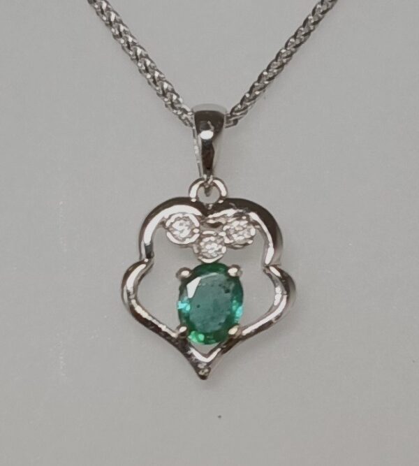 1PED58T- Natural Emerald pendant